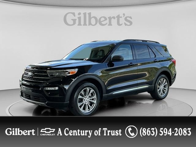2023 Ford Explorer XLT in Other — front three-quarter view