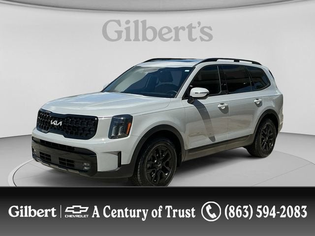 2024 Kia Telluride SX X-Pro in Gray — front three-quarter view
